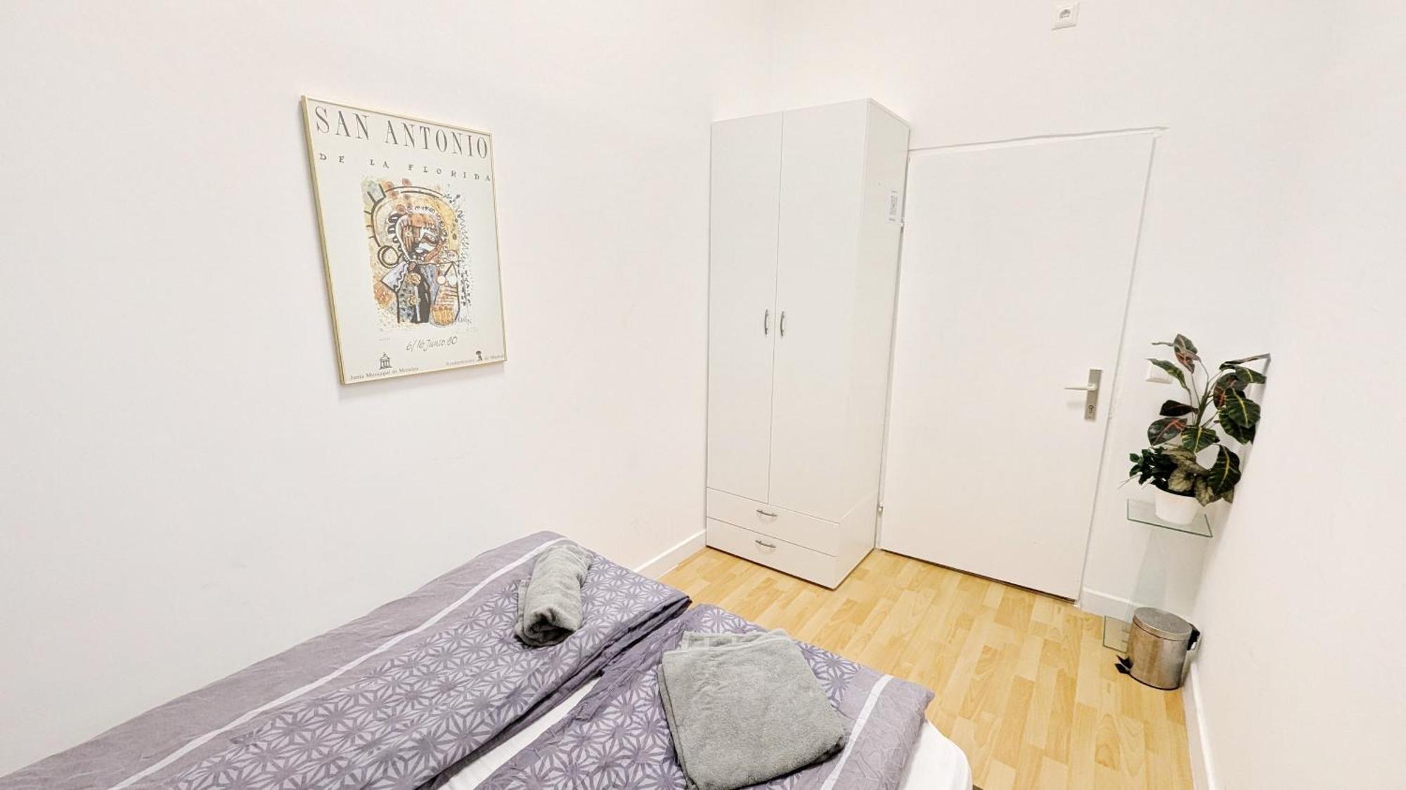 Privatunterkunft Comfortable In Lugner City Area Wien