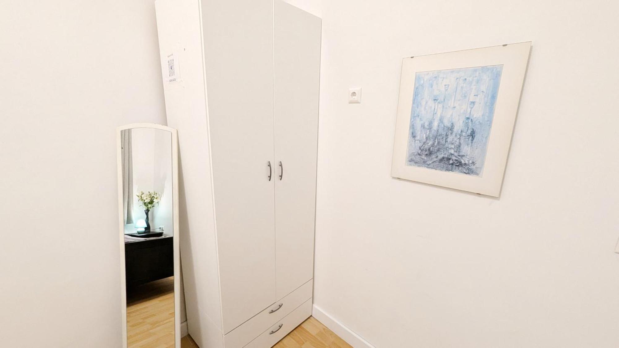 Privatunterkunft Comfortable In Lugner City Area Wien