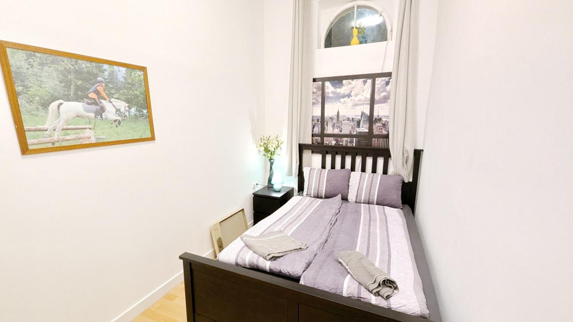 Comfortable In Lugner City Area Vienna